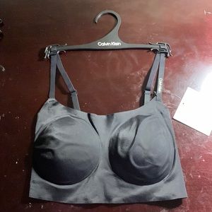 New with tags size S,M,L,XL Calvin Klein lightly lined bralette